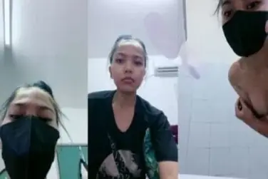 Host Live Mandi Bugil Jilat Nakal Hot