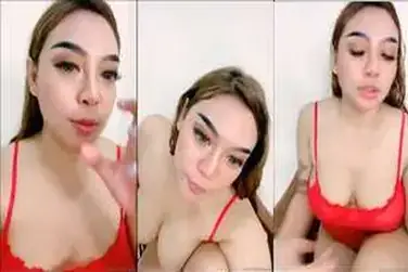 Tante Mega Live Bling2 Omek Sampai Basah Kuyup