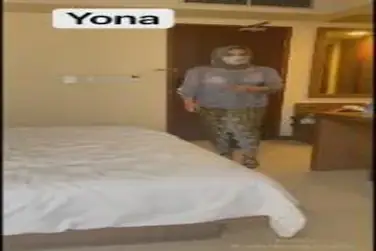 Ukhti Tante Kebaya Ungu Cantik Pasrah Kasur Hotel